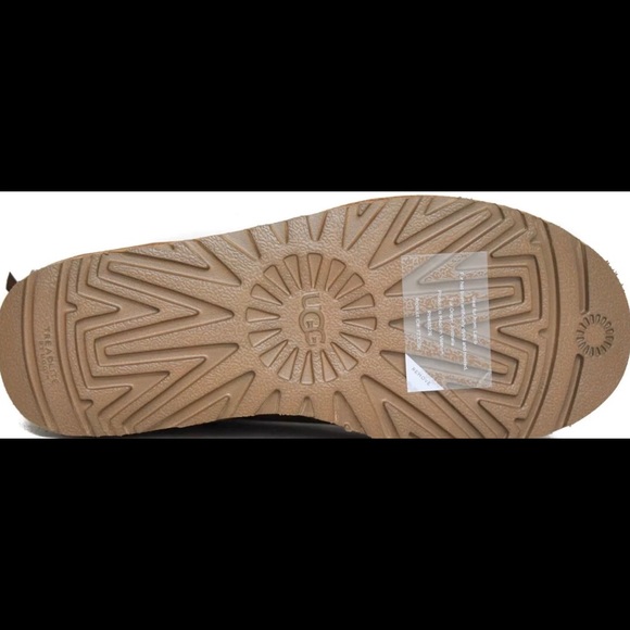 Women ugg Australia boots 100% authentic brand new - Picture 5 of 5